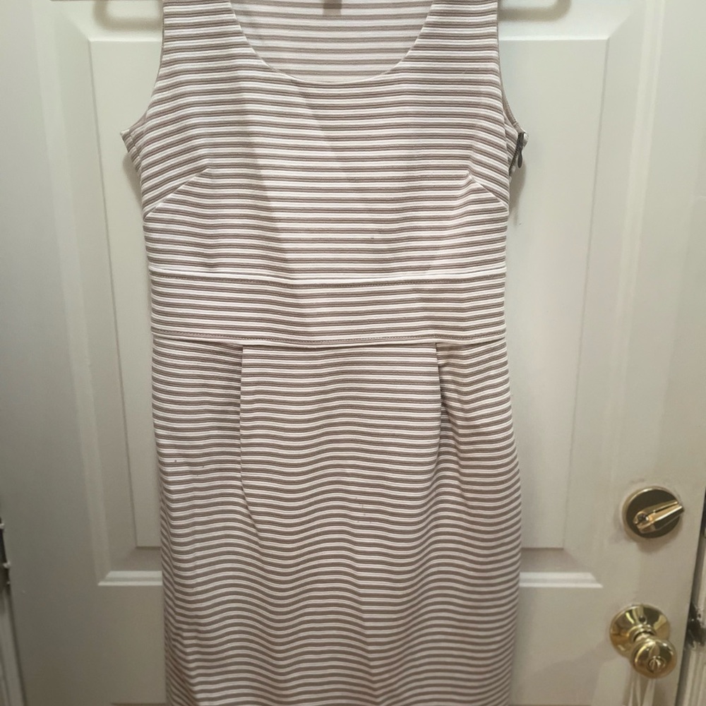Banana Republic Sz 8 White Beige Striped Sleeveless Dress